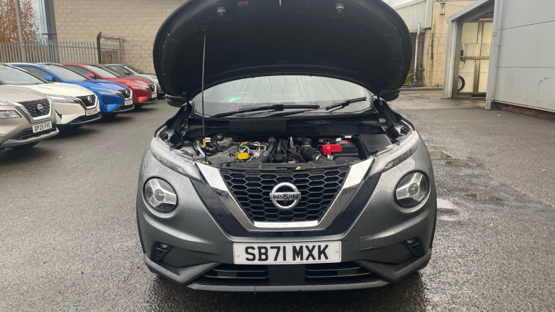 Nissan Juke 1.0 DiG-T 114 Tekna 5dr Petrol Hatchback